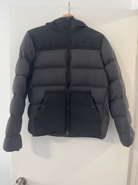 Filson Black Men’s Quilted Hooded Puffer Jacket